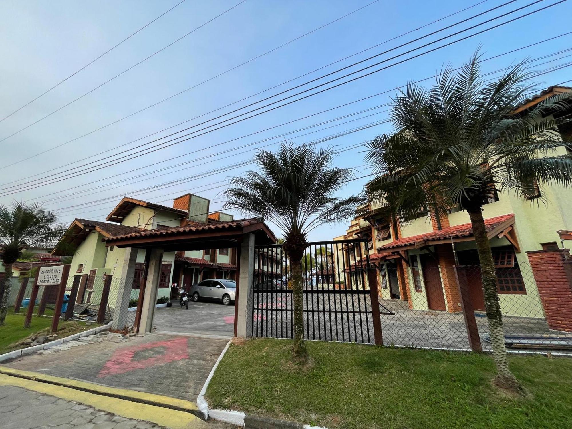 Pe Na Areia Na Praia Das Toninhas - Villagio 24 Porto Feliz Ubatuba Eksteriør billede