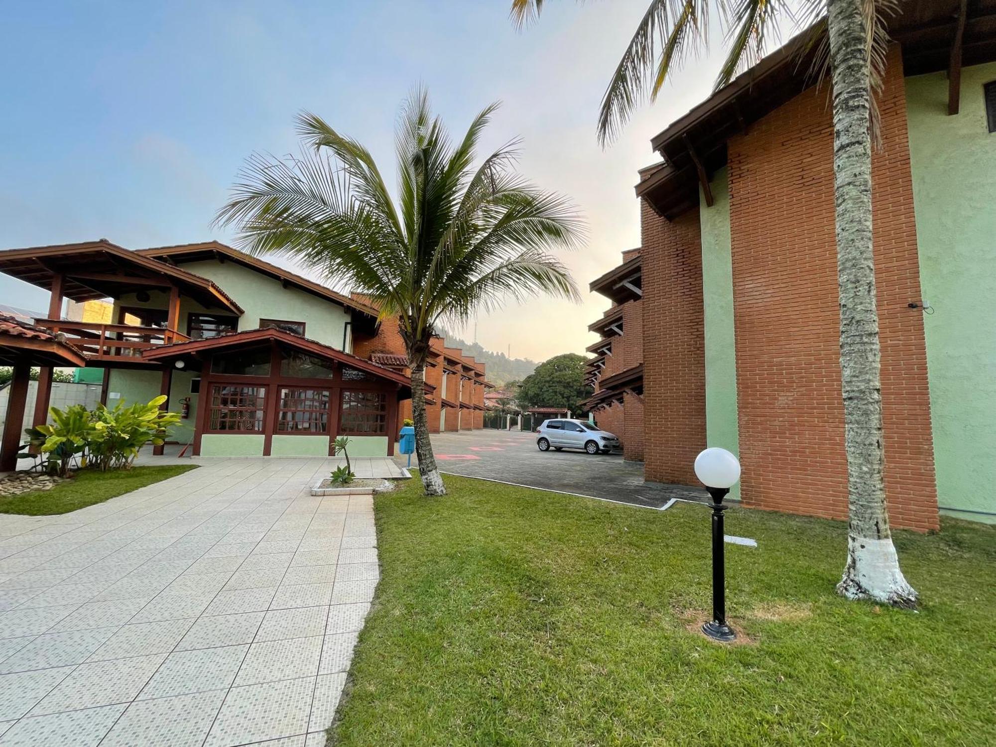 Pe Na Areia Na Praia Das Toninhas - Villagio 24 Porto Feliz Ubatuba Eksteriør billede